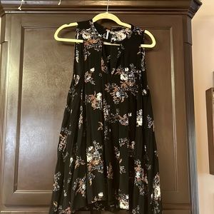 Free people Size M black e/flowers blouse